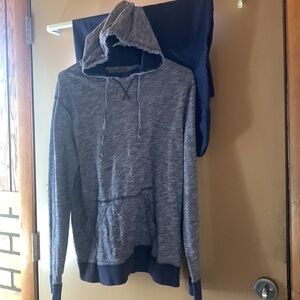 URBAN Pipeline long sleeve shirt with hood